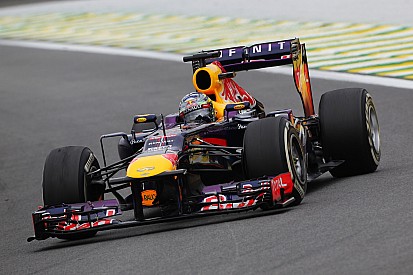 Pirelli ha chiesto alla FIA l'uso di una F.1 2013 col V8