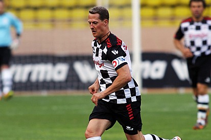 Maior artilheiro das Copas do Mundo homenageia Schumacher