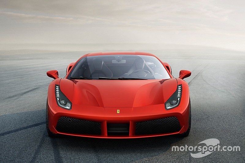 Video: Drifter jaagt met 260 km/u door Barcelona in Ferrari 488 GTB