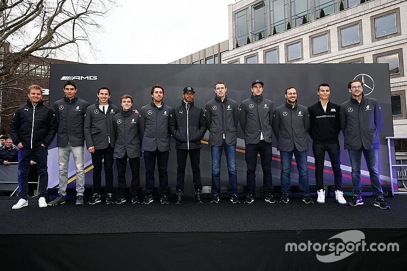 梅赛德斯: F1和DTM车手都准备好迎接新赛季