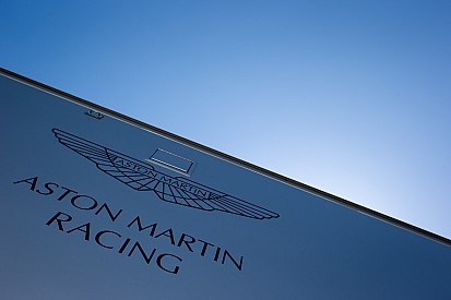 Aston Martin будет сотрудничать с Red Bull