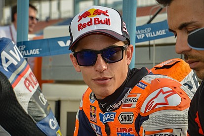 “Con esta electrónica la moto no da ninguna vuelta igual”, explica Márquez