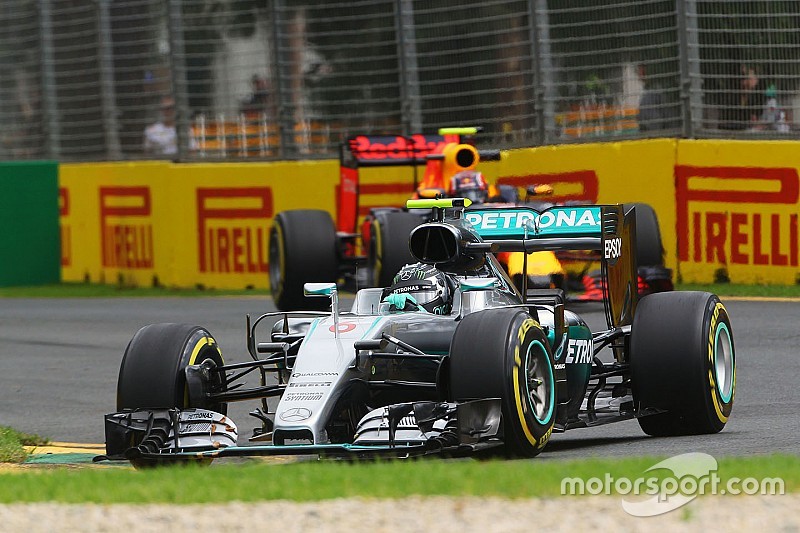 Rosberg cree que tiene opciones para la carrera