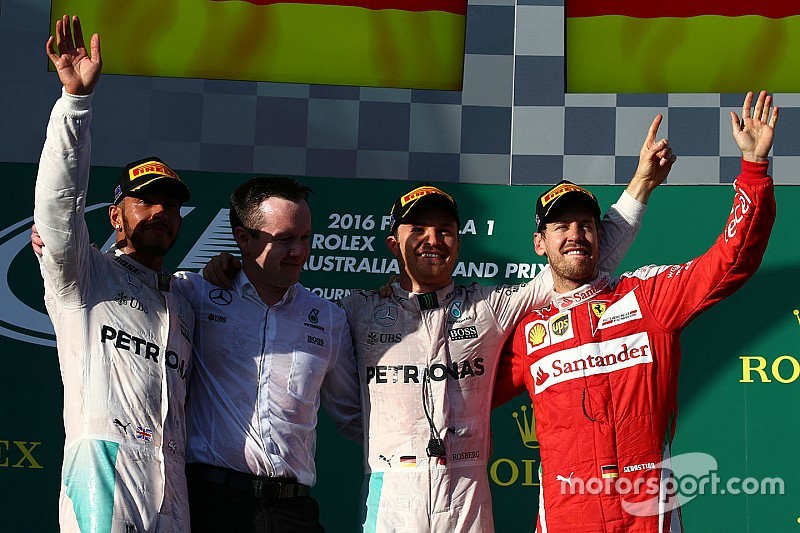 Aliviado, Hamilton comemora pódio: “recuperamos pontos”