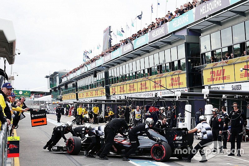 Qualifiche F.1: McLaren e Red Bull contro e si torna al format di Melbourne