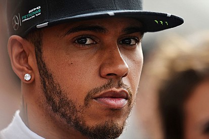 Wolff: "Persoonlijke ontwikkeling Hamilton is verbluffend"