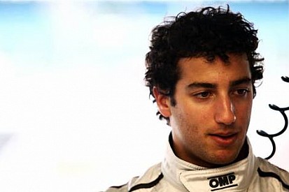 Ricciardo: Çaylaklar için iyi bir başlangıç önemli