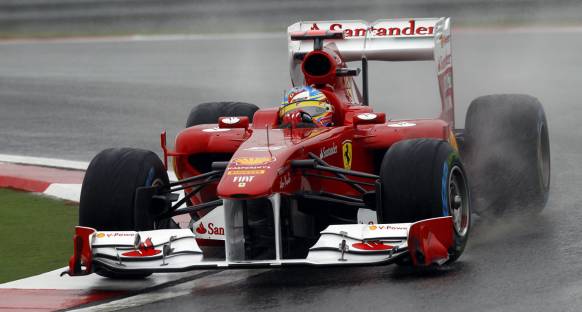 F1 camiası sollama oranından memnun