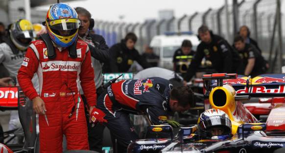 Alonso: Red Bull gibi bir aracınız varsa...
