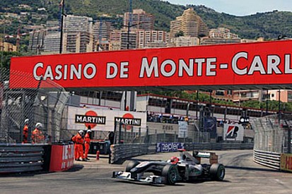 Schumacher, Rosberg'in onu engellediğini söyledi