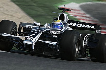 Rosberg süspansiyon probleminden şikayetçi