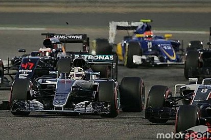 Hamilton Bahreyn'deki kötü startı açıkladı