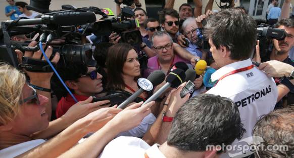 Wolff: F1 sıralama fiyaskosu delilik