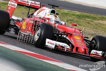 Vettel testlerin sabah bölümünü lider tamamladı
