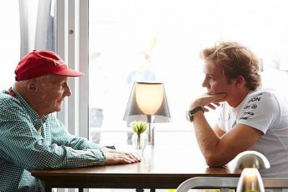 Lauda Rosberg'in Şampiyonluğu kaybetmesine üzülmüş