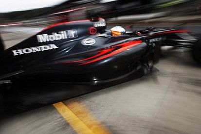 Alonso'ya Göre McLaren Tur Başına 2.5 Saniye Gelişebilir