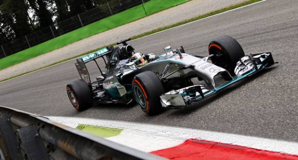 Mercedes: Hamilton'un motorunda sorun yok