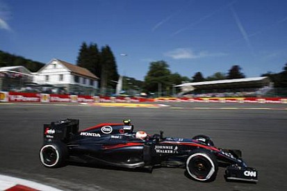 McLaren'in 2015'ten beklentileri değişti