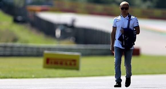 Bottas: Ferrari dedikoduları gereksizdi