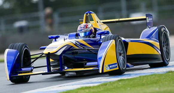 Buemi'den Formula E testinde pist rekoru geldi
