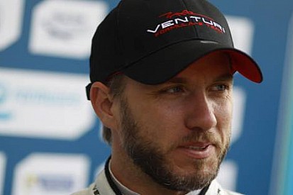 Heidfeld 2015/16 FE sezonu için Mahindra ile Anlaştı