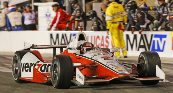 Juan Pablo Montoya Indy 500'u kazandı