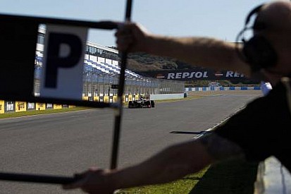 Red Bull ve Lotus, Jerez testlerini kaçırabilir