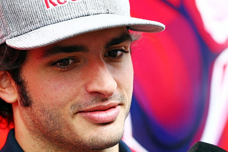 Сайнс проговорився про контракт Toro Rosso з Ferrari