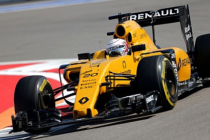 La Renault ha speso un gettone per la power unit in Bahrain
