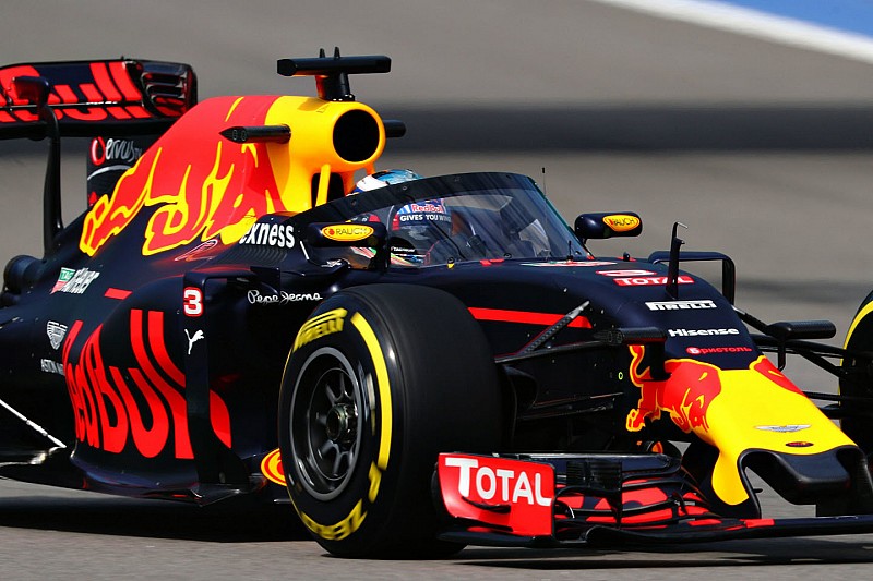 Cockpitschutz: Stichtag für Entscheidung festgelegt, Red Bull Racing testet erneut