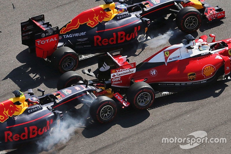 Kvyat no considera haber frenado tarde contra Vettel