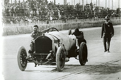 Indy 500: Greatest Spectacle in Racing (1)