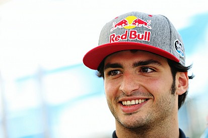 Sainz Jr. overtuigd dat ook hij kans bij Red Bull krijgt