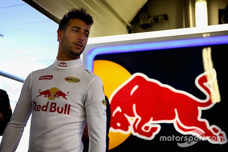 Риккардо не стал давать оценку решению Red Bull об изменении состава