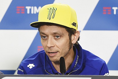 Valentino Rossi macht sich „Sorgen“ wegen seines neuen Teamkollegen Maverick Vinales