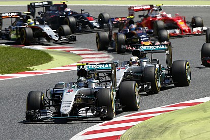 Rosberg admite su error en el modo del motor en Barcelona