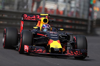 Verstappen: "Mi aspettavo qualcosa in più dalla gomma UltraSoft"