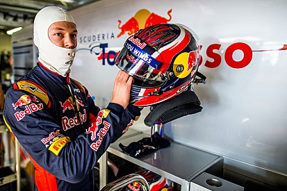Квят призвал Toro Rosso поработать над дисциплиной