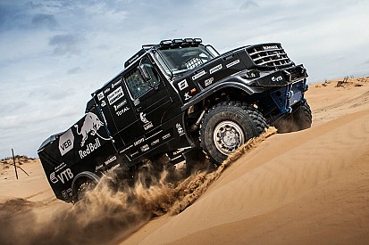 Kamaz opent met nieuwe truck aanval op De Rooy