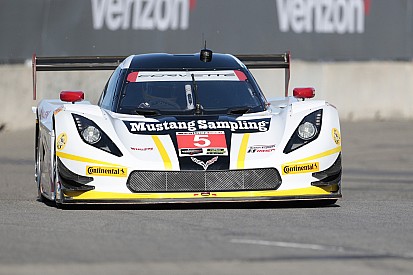 IMSA в Детройті: Фіттіпальді виграє поул