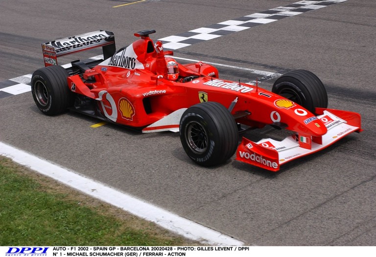 Könnyfakasztó: Schumacher 2002-es pole köre a Ferrarival Barcelonában