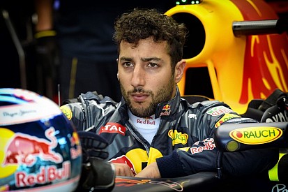 Videón Ricciardo közel tökéletes pole pozíciót érő köre Monacóból!