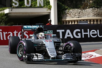 Hamilton nyerte a látványos Monacói Nagydíjat Ricciardo és Pérez előtt: Vettel 4., Alonso 5.