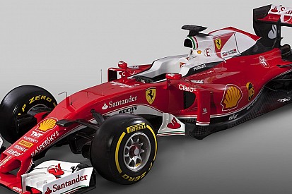 Itt az első kémvideó a 2016-os Ferrariról: Vettel és Raikkönen a pályán
