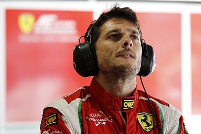 Jégre vitték az F1-es Ferrarit: parádés show a hóban
