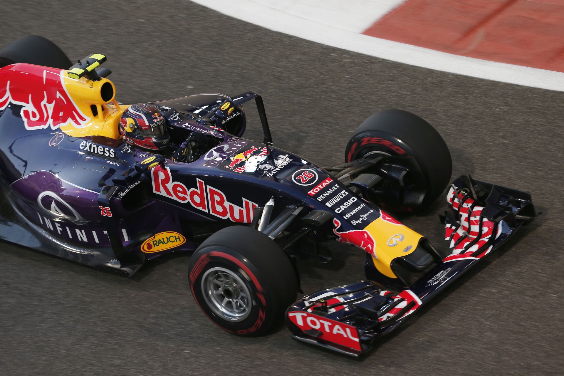 A Red Bull a Honda motorjait akarja!