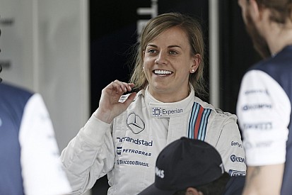 Nagyon kellenének a női F1-es versenyzők: lehetetlen?