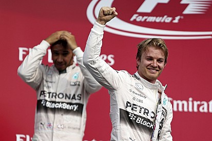 Hamilton szerint a Mercedes egyszerűen megnyerette a Mexikói Nagydíjat Rosberggel