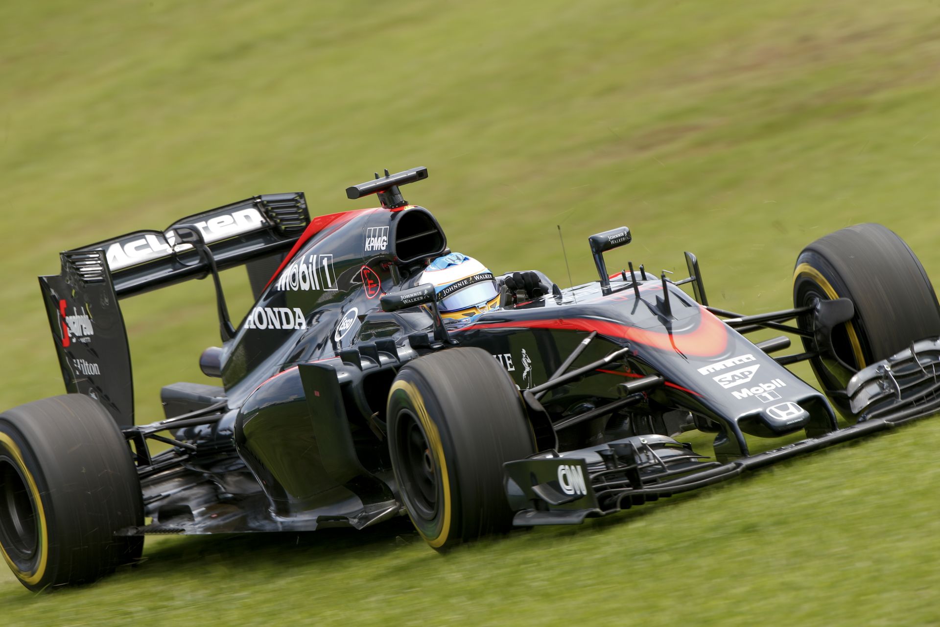 Alonso és Button is élne az idei utolsó lehetőséggel: pár pont és tanulás 2016-ra