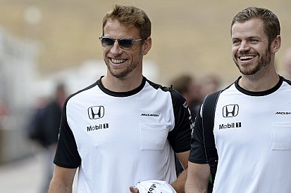 Button: Remélem Alonso megsemmisítő vereséget mér rám Austinban!